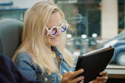Say Goodbye to Motion Discomfort: How Motion Sickness Glasses Revolutionize Travel Comfort